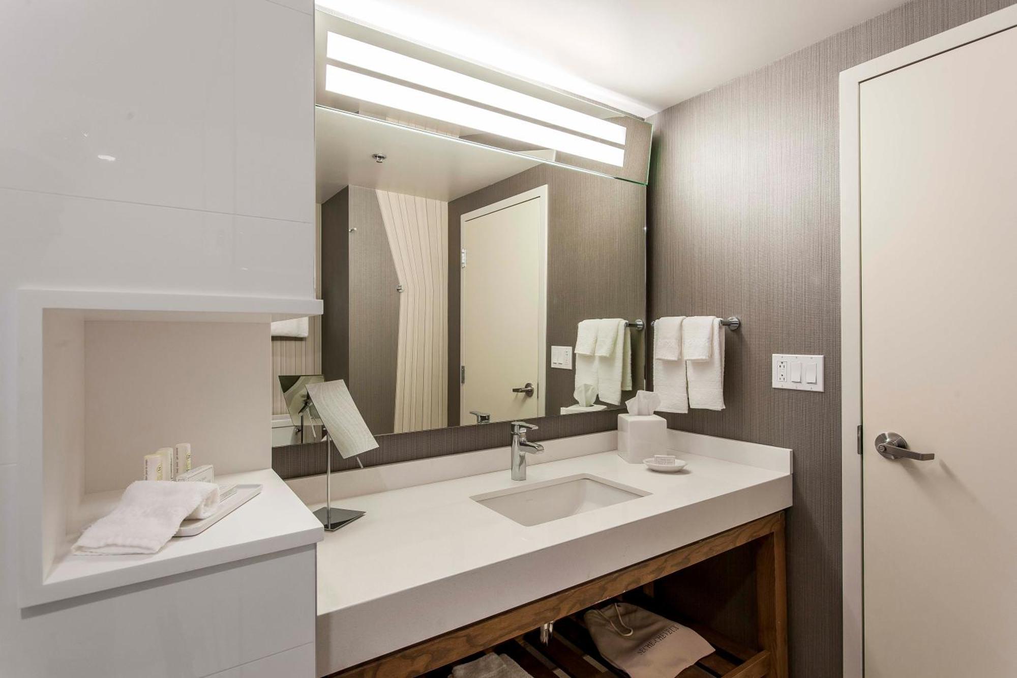 Courtyard By Marriott Montreal West Island/baie D'urfe Baie D'Urfe