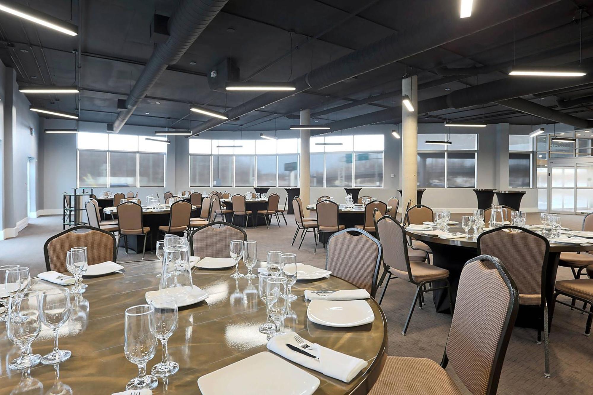 Courtyard By Marriott Montreal West Island/baie D'urfe Hotel Baie D'Urfe